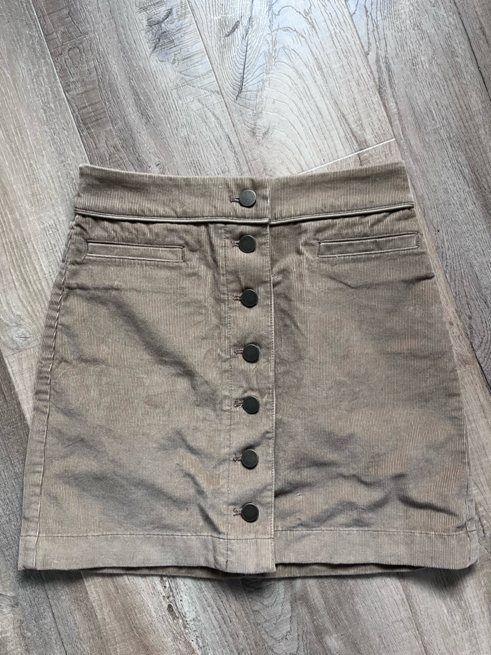 Wilfred Corduroy Button-Front skirt in beige